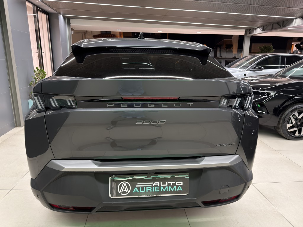 PEUGEOT 3008 1200 HYBRID 145 CV ALLURE CAMERA 360